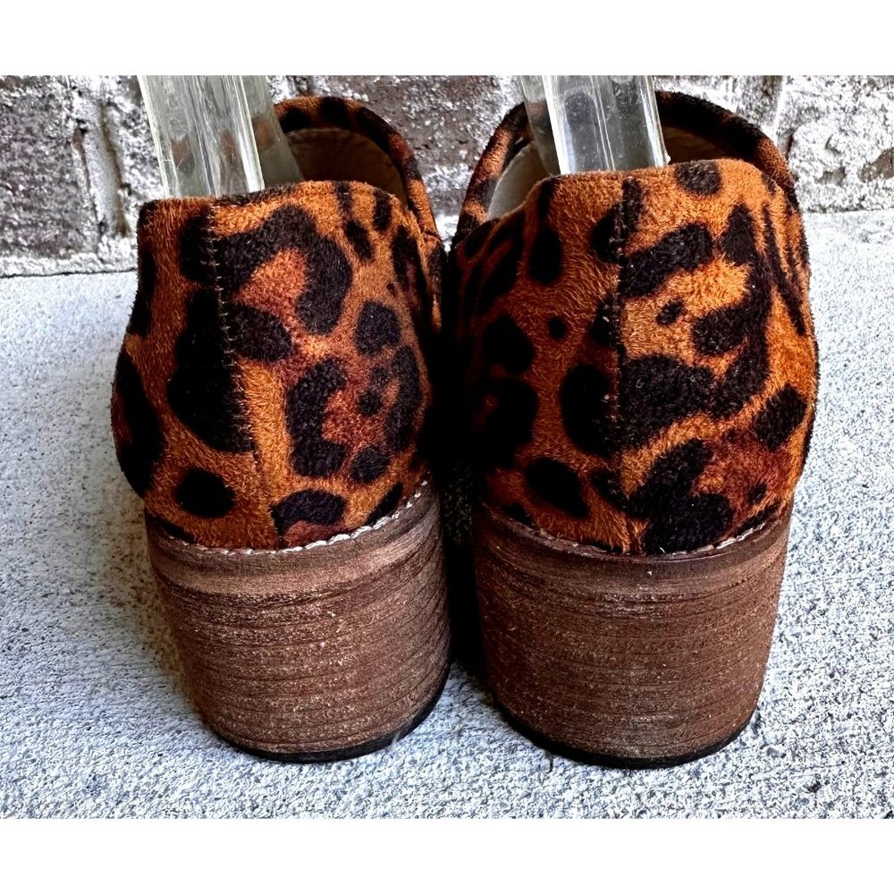 A Rider Girl Cheeta Ankle Boots Size 6 Slip On Ankle V Cut Stacked Leath… - Picture 5 of 12